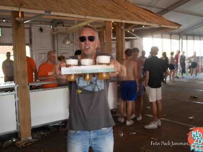 Midzomerfeest Sfeer opnames van de Zondag