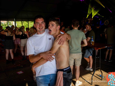 Midzomerfeest Sfeer opnames van de Zondag