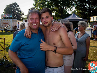 Midzomerfeest Sfeer opnames van de Zondag