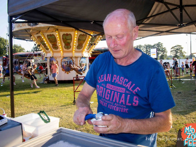 Midzomerfeest Sfeer opnames van de Zondag